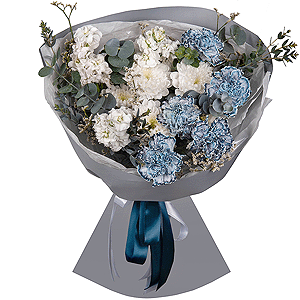 Carnation white, cream - 11, Baltica White Spray Chrysanthemum - 1, White Matthiola - 3, Limonium (1 pc.), Eucalyptus, Wrapping Paper