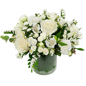 White rose 50 cm - 4, Spray rose: white, cream, light pink 50 cm - 3, Carnation white, cream - 3, Alstromeria white, soft pink - 2, Santini White Spray Chrysanthemum - 4, Transparent vase, Oasis, White statice, Pistachio, Eucalyptus Cinerea