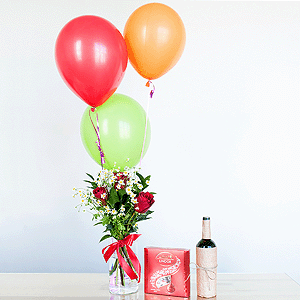 Gift set "Delicate bouquet, sweets, balloons and non-alcoholic wine" with delivery Novokuznetsk