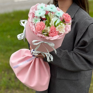 Bouquet "Spring Whisper" with spray chrysanthemums, carnations and alstroemeria with delivery Novokuznetsk