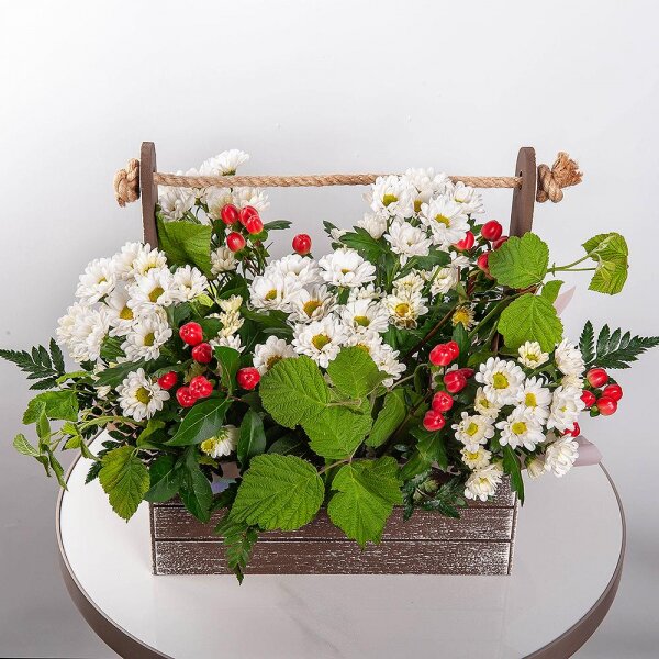 Santini White Spray Chrysanthemum - 5, Wooden pot, Oasis, Hypericum,  Raspberry branch