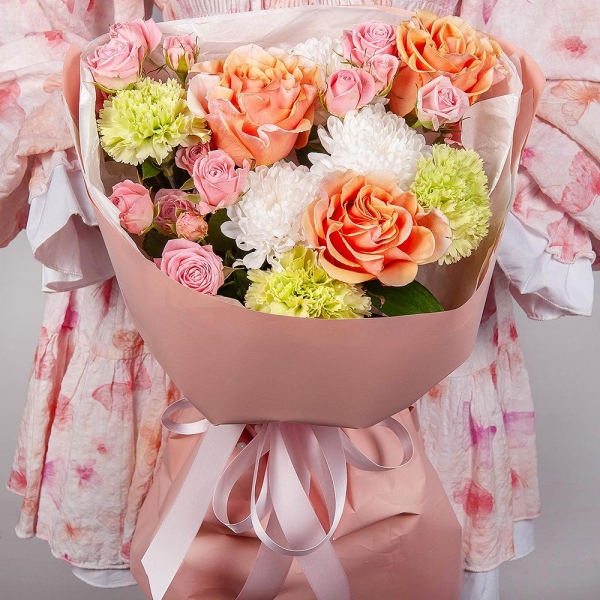 Pink-orange rose Phoenix 50 cm - 3, Baltica White Spray Chrysanthemum - 1, Bright pink spray rose mix, 50 cm - 4, Green carnation - 9, Wrapping Paper