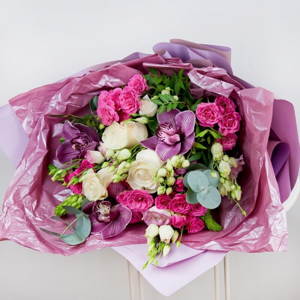White rose 50 cm - 5, Pink Cymbidium Orchid Bud - 5, Bright pink spray rose mix, 50 cm - 5, Pink Lisianthus (Eustoma) - 4, Eucalyptus Cinerea, Pistachio, Flask for orchids, Wrapping Paper