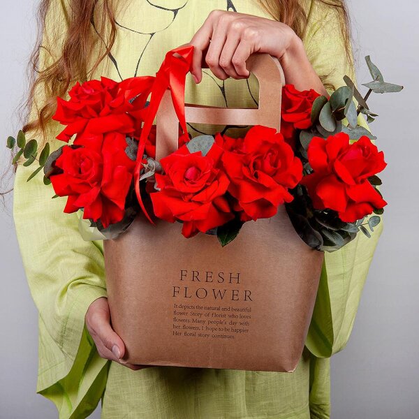 Red rose Nina 50 cm - 11, Flower bag, Oasis, Eucalyptus, Ribbon